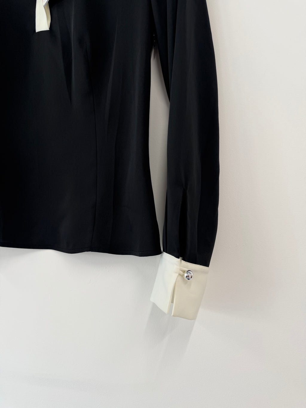Tommy Hilfiger x Zendaya Black & Cream Blouse (Size UK 8)