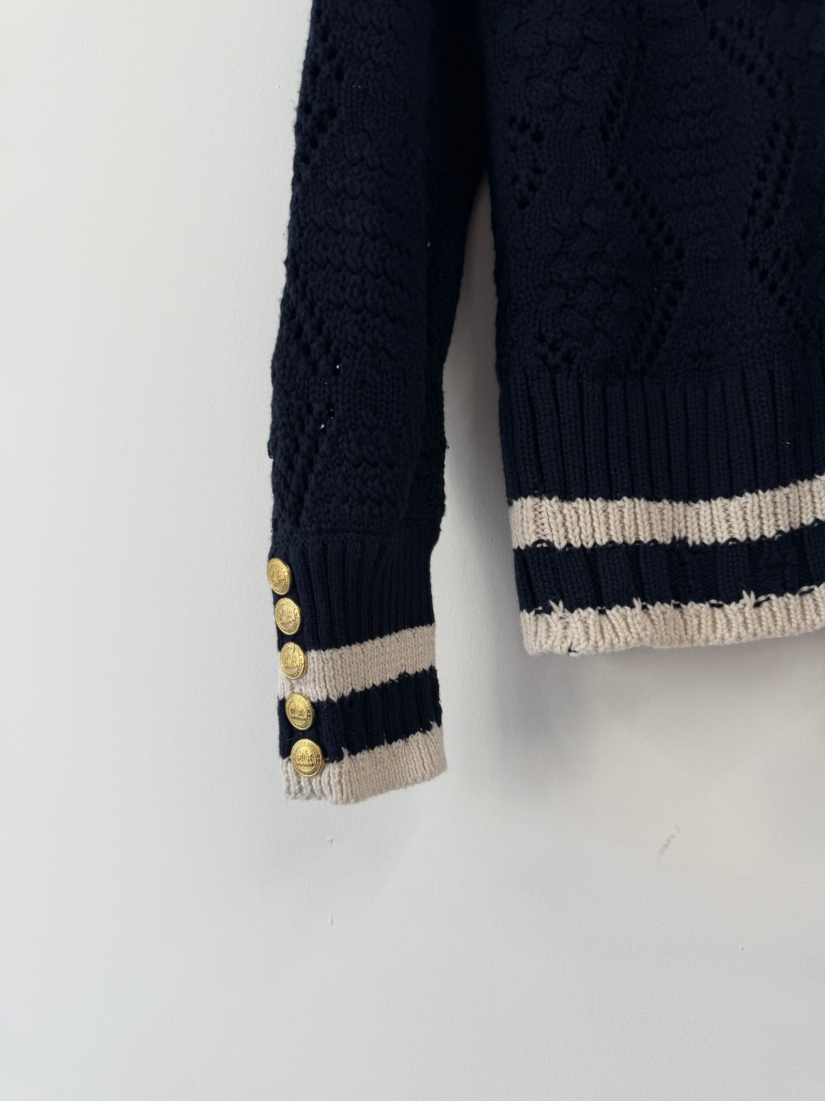 Holland Cooper Navy & Cream Accent Knitted V-Neck Jumper (Size UK L)